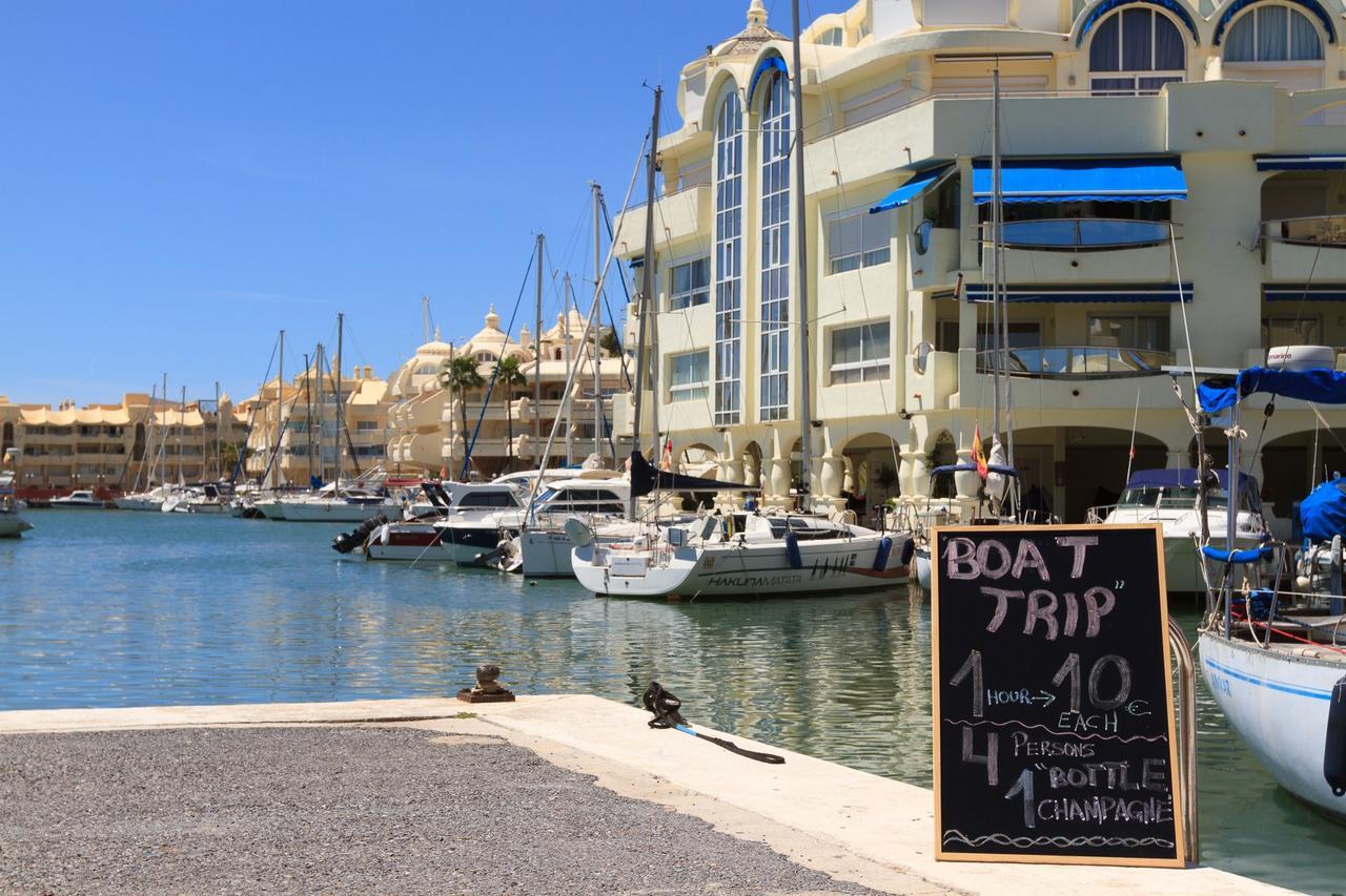 Puerto Marina Apartment Benalmadena Ngoại thất bức ảnh