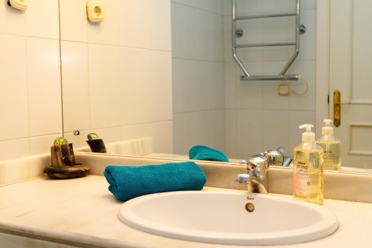 Puerto Marina Apartment Benalmadena Ngoại thất bức ảnh