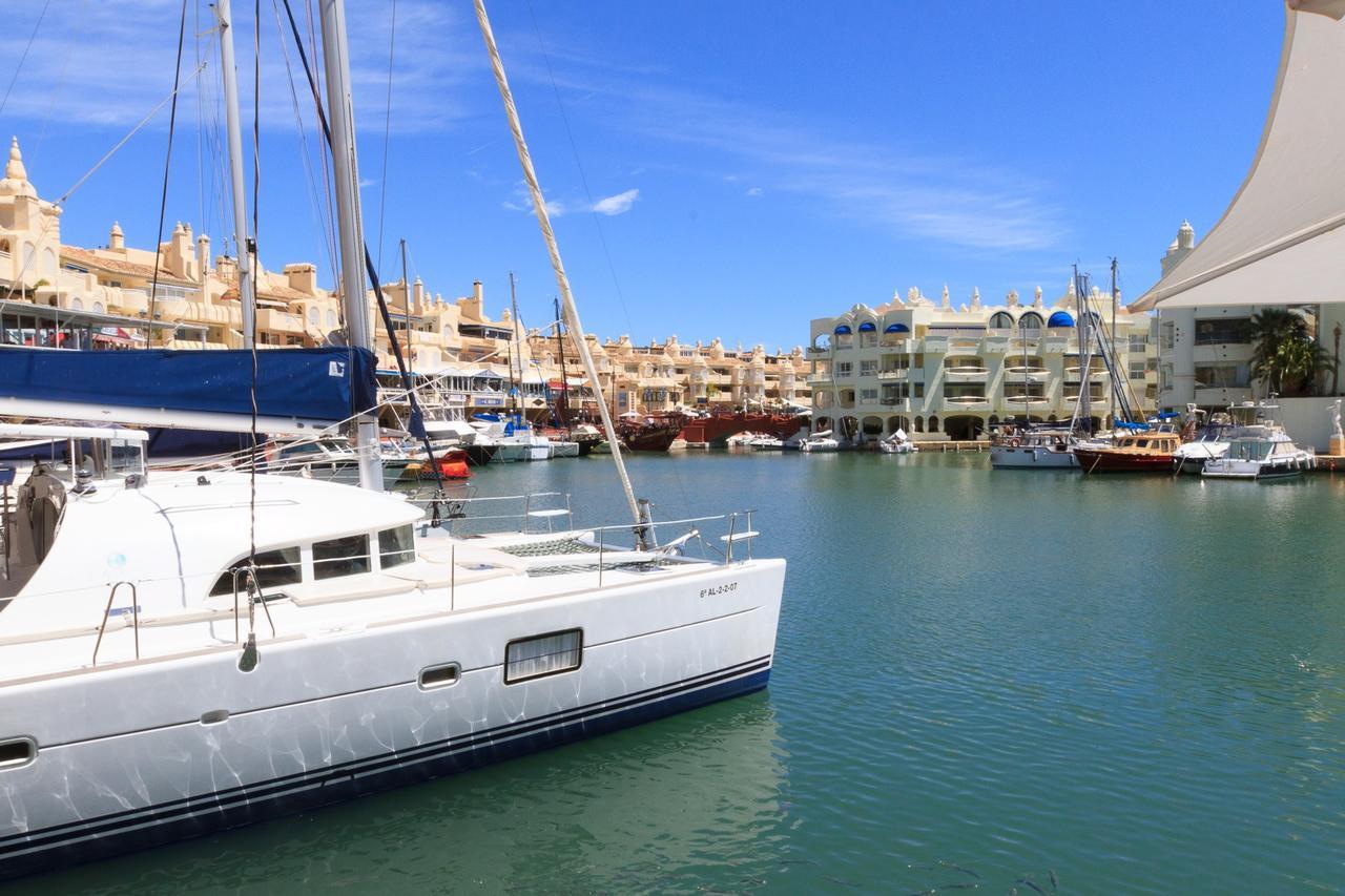 Puerto Marina Apartment Benalmadena Ngoại thất bức ảnh